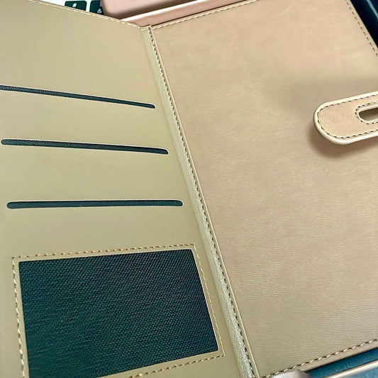 Coffret Carnet & Stylo Personnalisé – Élégance Marron