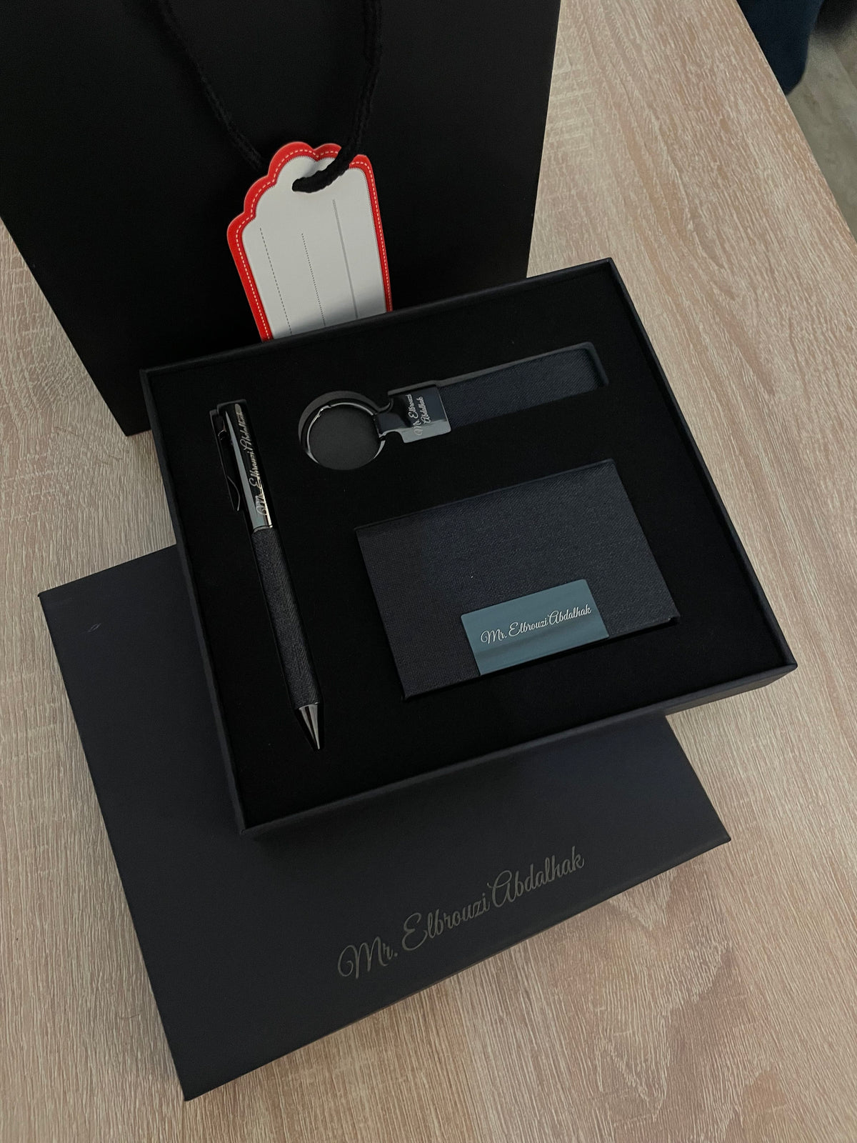 Coffret Charisma 3 Pièces Effet Jean – Cadeau Professionnel Maroc | Gifts House