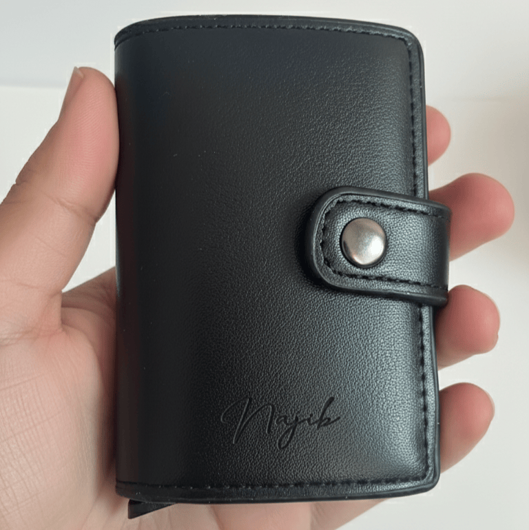Porte-Cartes Cuir Noir Personnalisé – Cadeau Professionnel Maroc