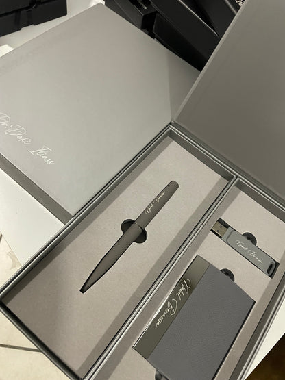 Coffret Shadow Wings – Carnet, Stylo & Porte-cartes Gravés | Gifts House