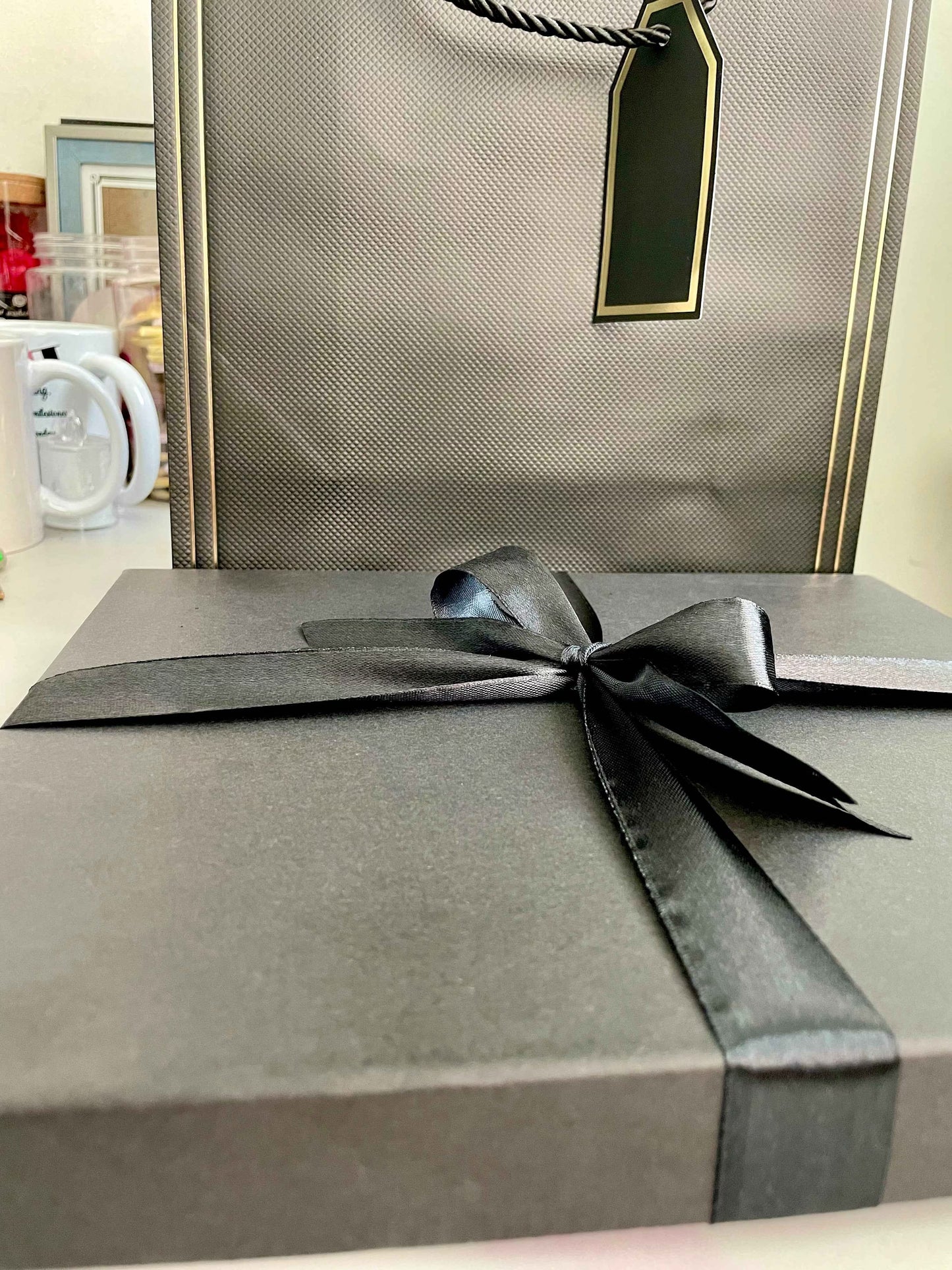 Coffret noir élégant personnalisé