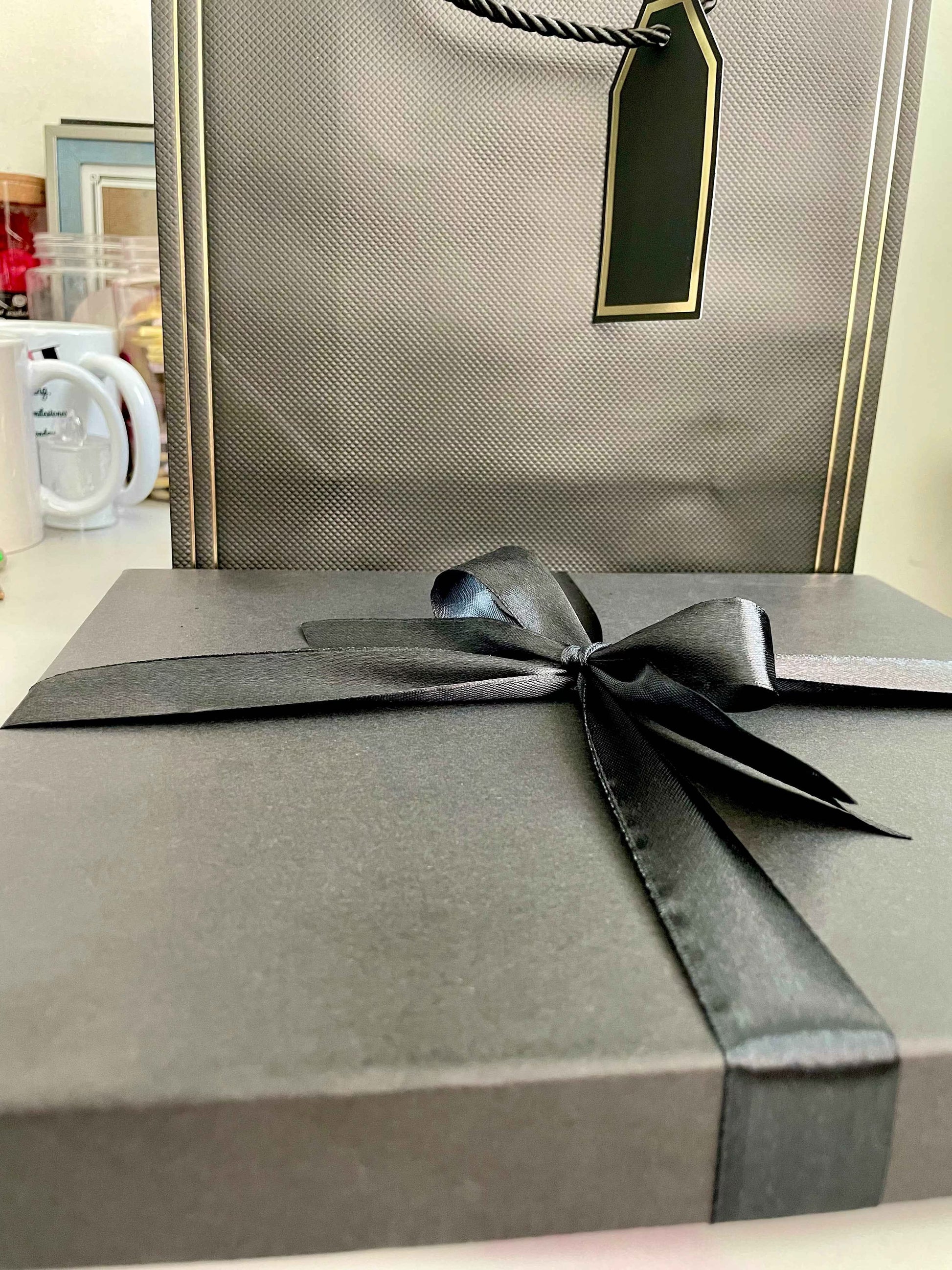 Coffret noir élégant personnalisé