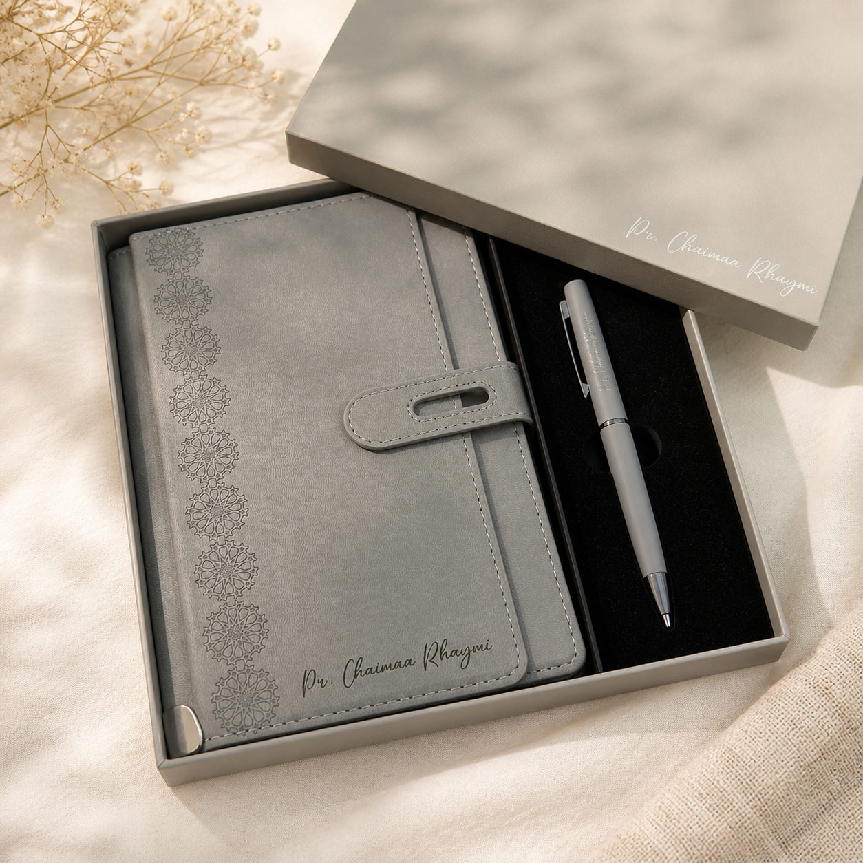 Coffret Carnet & Stylo Personnalisé – Élégance Gris