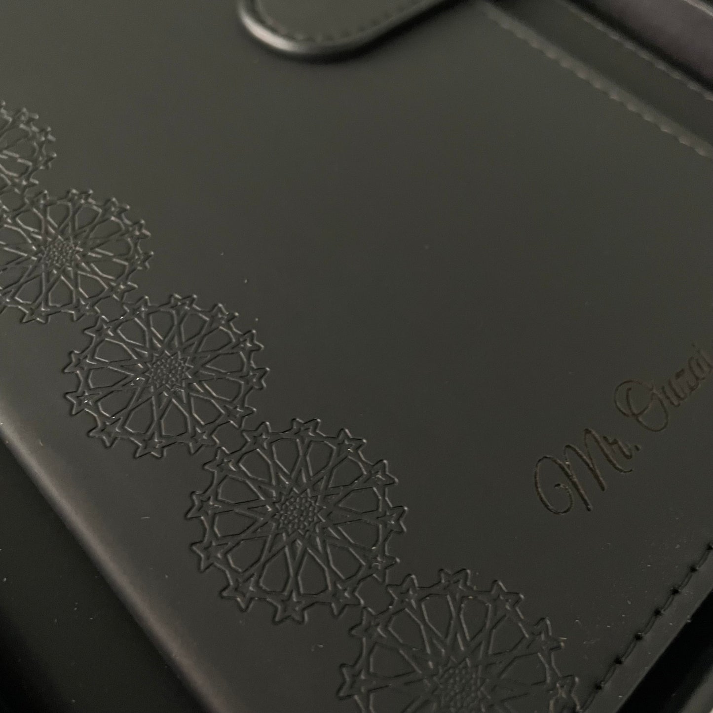 Coffret Carnet & Stylo Personnalisé – Élégance Noire